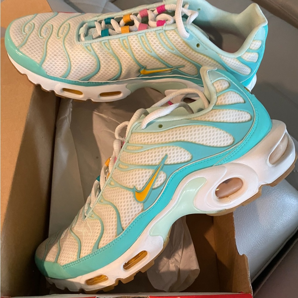 Air max plus